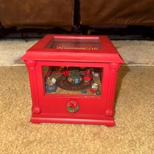 Music Box Christmas Theme in Red 5.5in Animated